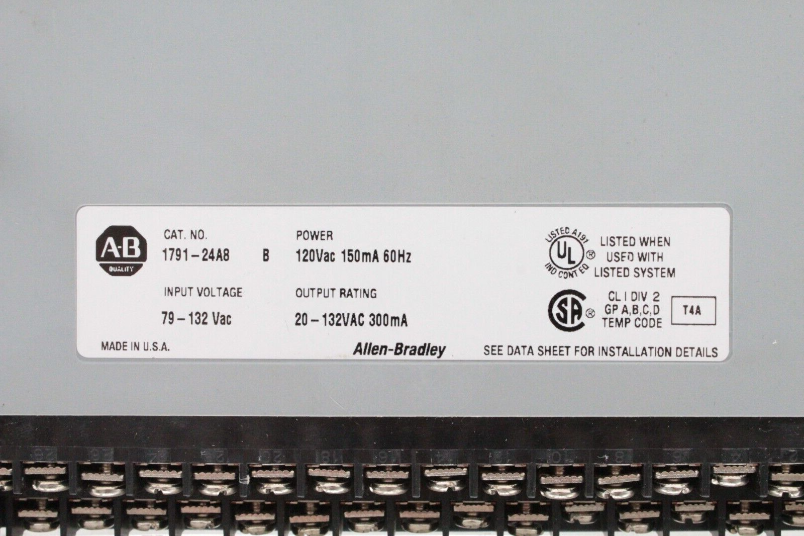 Allen-Bradley 1791-24A8 32 Point I/O Block Module