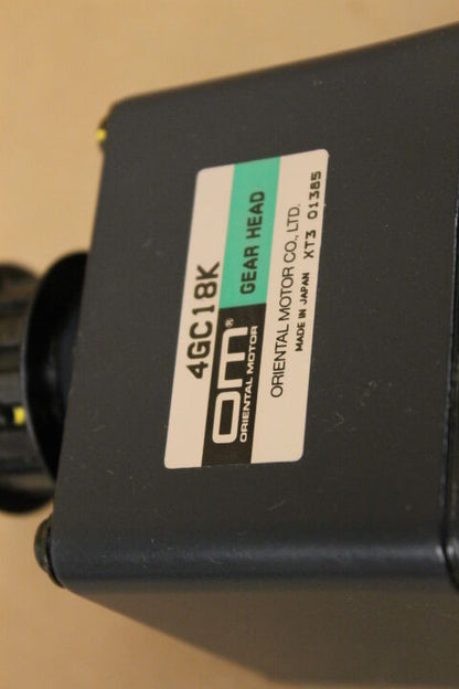 ORIENTAL MOTOR CBI425R-702 MOTOR & 4GC18K GEAR HEAD