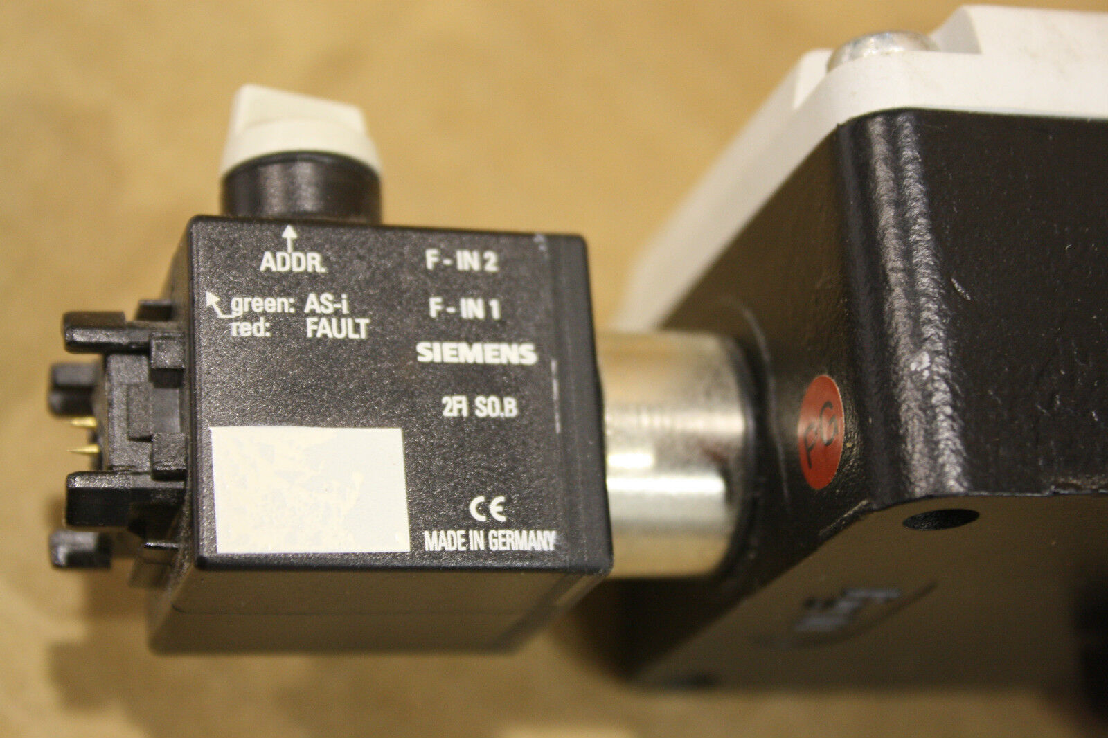 SIEMENS 3SF2140-1BF00-0BA1 CABLE OPERATED SWITCH