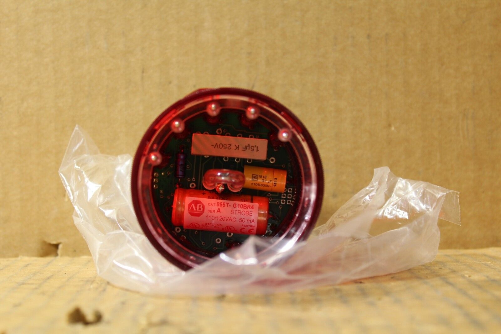 Allen-Bradley 855T-G10BR4 Red Indicator Light