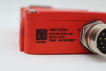 Allen-Bradley 440G-T27241 / TLS2-GD2 Guardmaster Safety Switch (Includes Key!)