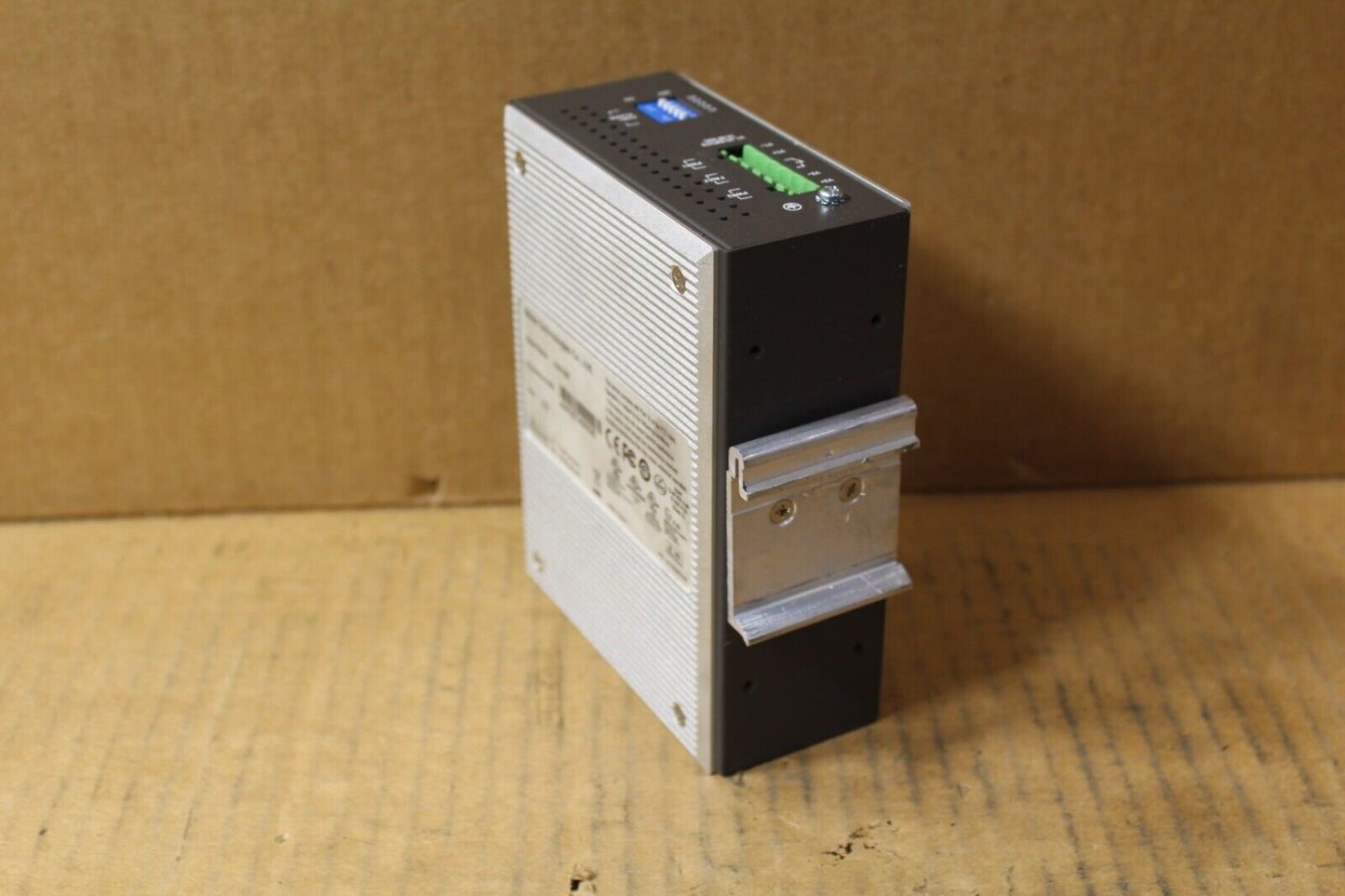 Moxa Technologies EDS-305 Ethernet Fiber Switch