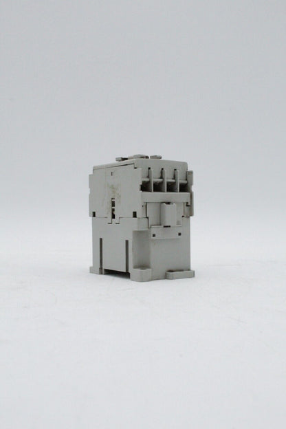 Allen-Bradley 100-C12E*10 Contactor