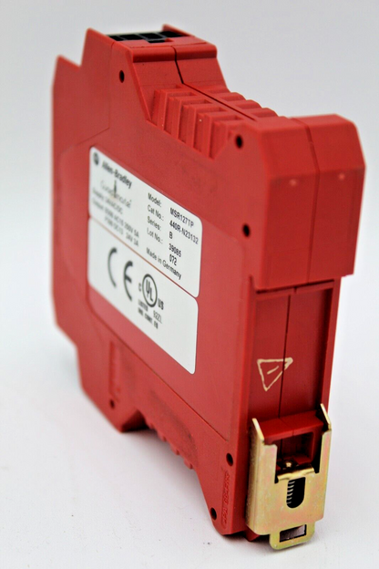 Allen-Bradley 440R-N23132 Safety Relay (Missing ONE Wire Harness)