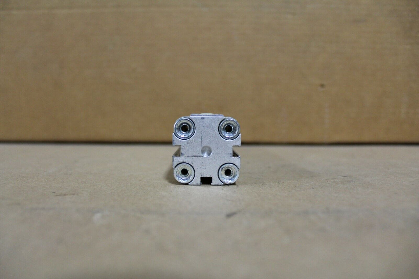 FESTO ADVU-25-200-A-P-A CYLINDER