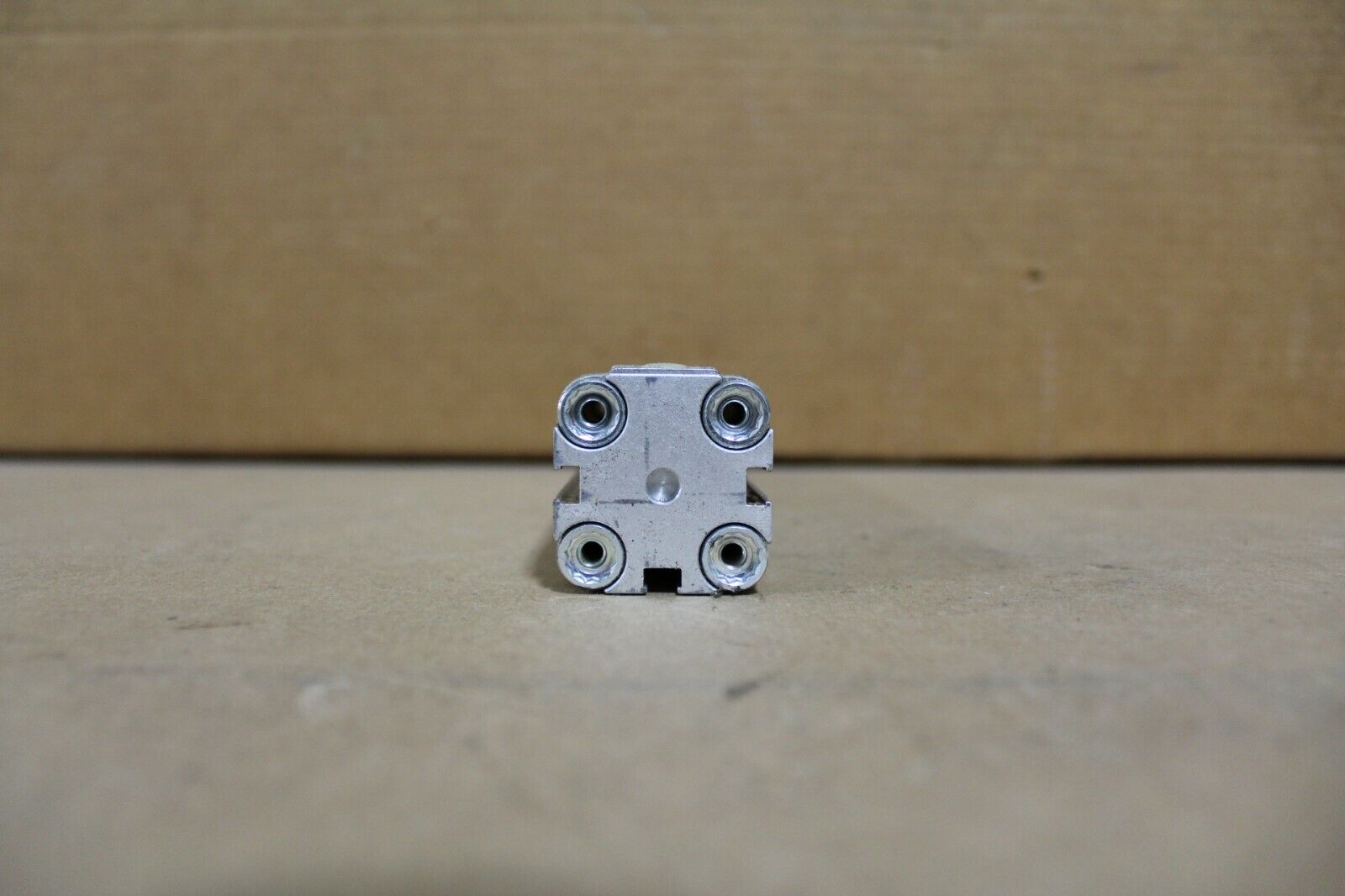 FESTO ADVU-25-200-A-P-A CYLINDER