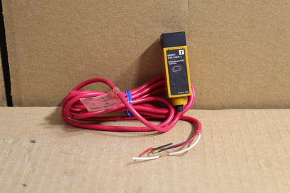 Omron E3S-5LE4-1 Photoelectric Switch