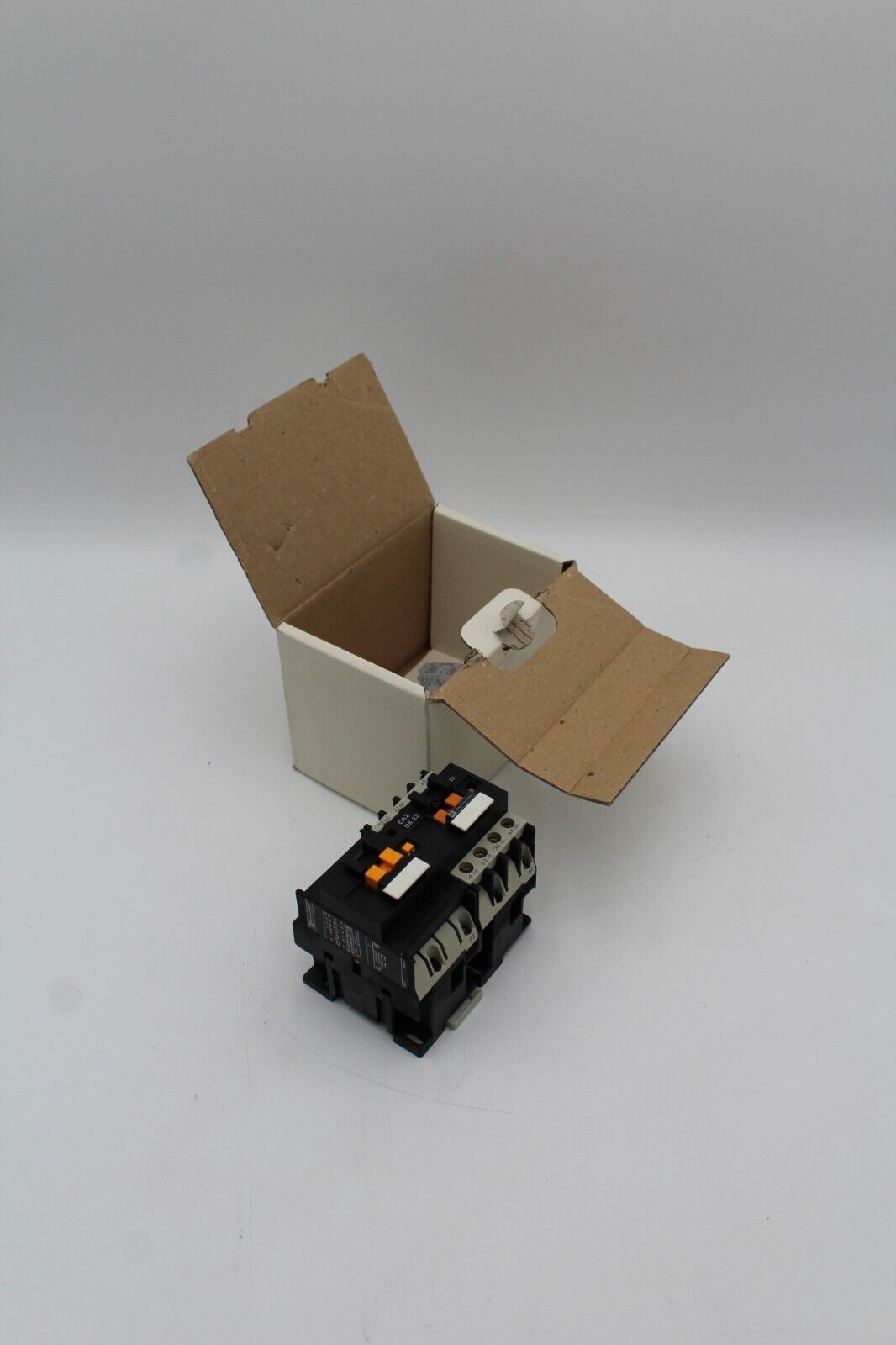 Telemecanique CA2DK22G6 Latching Relay Contactor