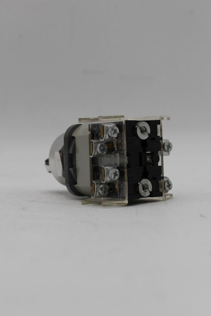Allen-Bradley 800T-N2KF4 Selector Switch