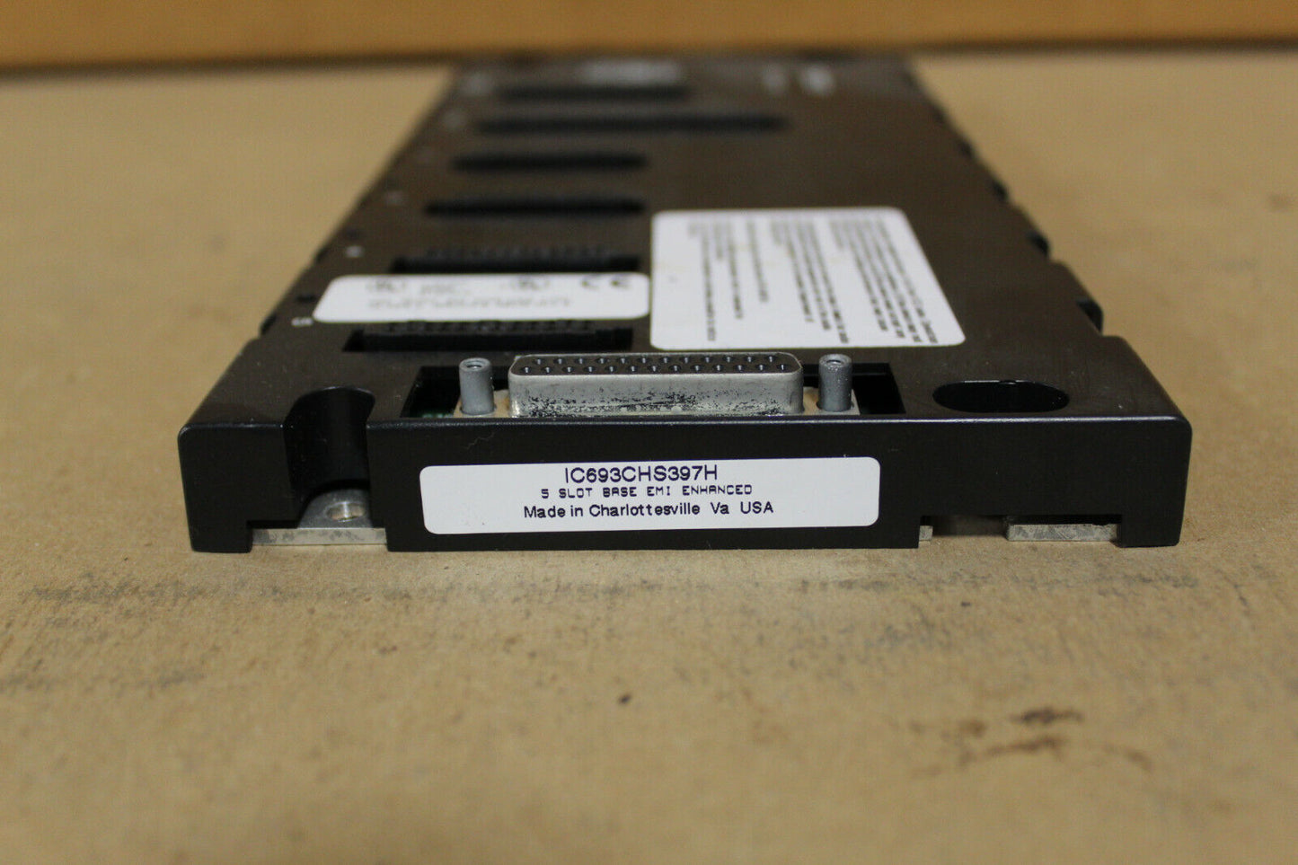 GE Fanuc IC693CHS397H 5 Slot Base EMI