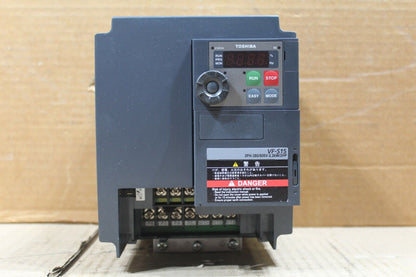 Toshiba VFS15-4022PL-W Transistor Inverter Missing Cover*