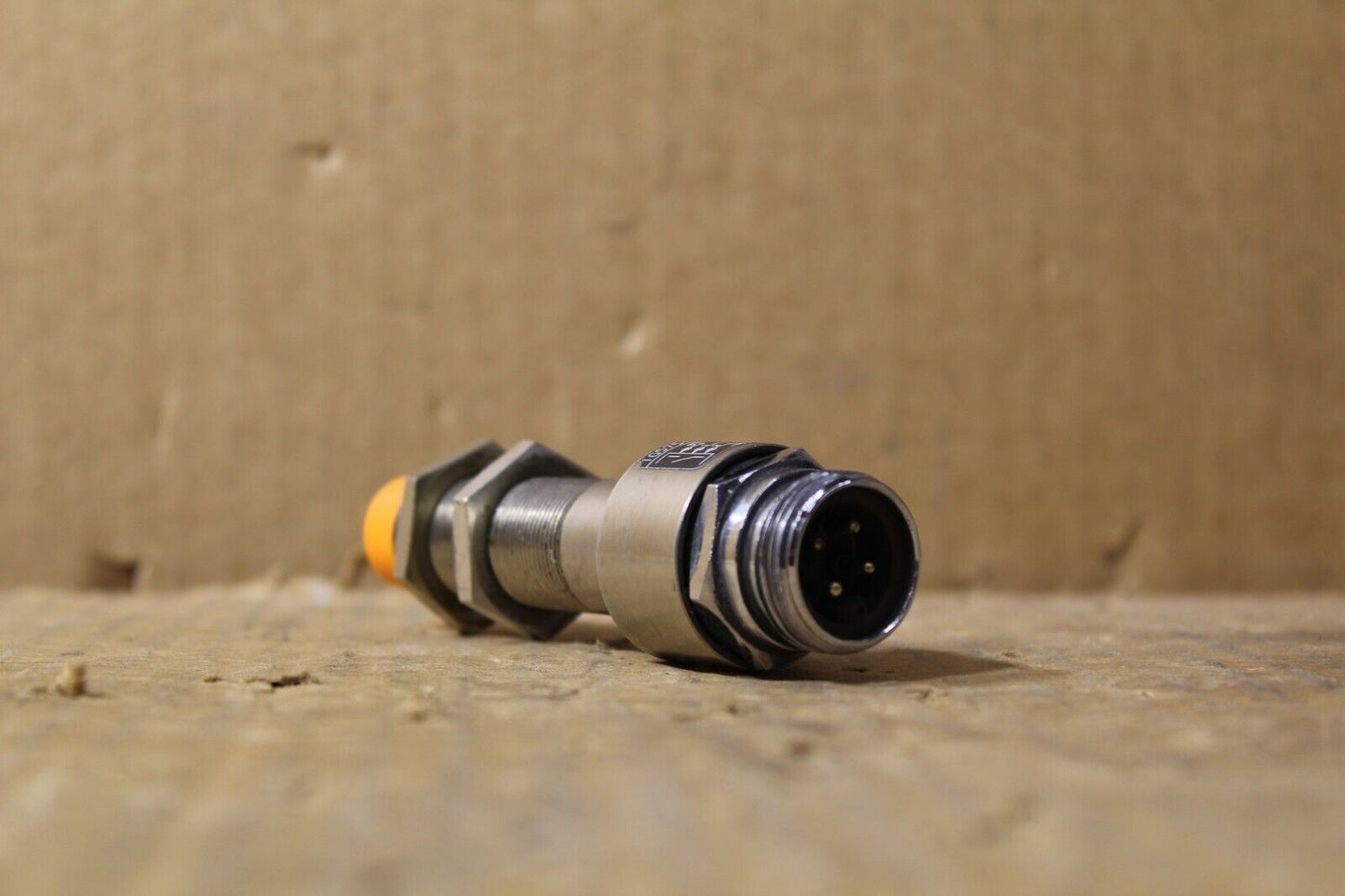 ifm electric IG5751 IGA3008-BPKG/LS Inductive Proximity Sensor