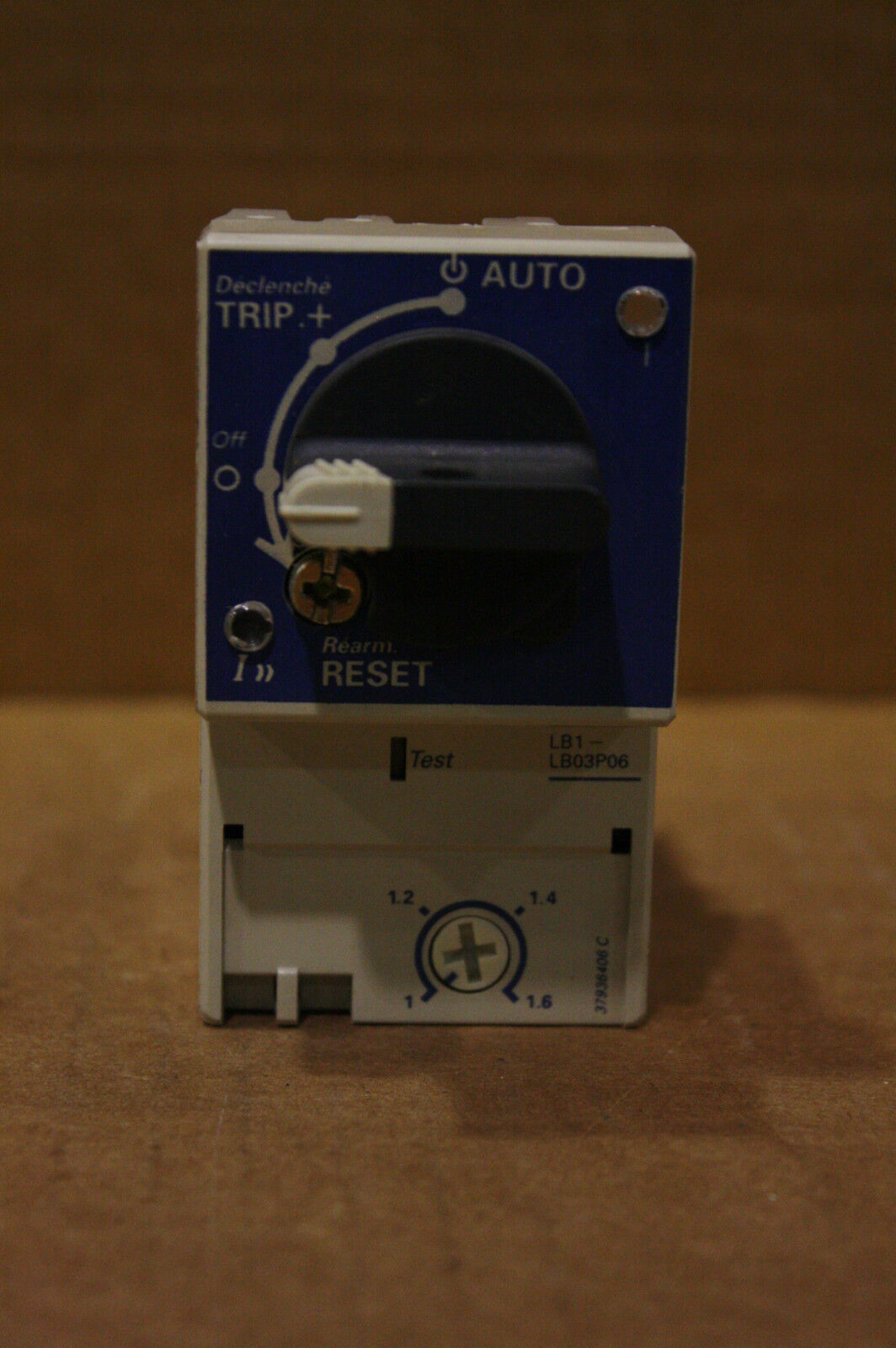 TELEMECANIQUE LB1-LB03P06 STARTER OVERLOAD SWITCH