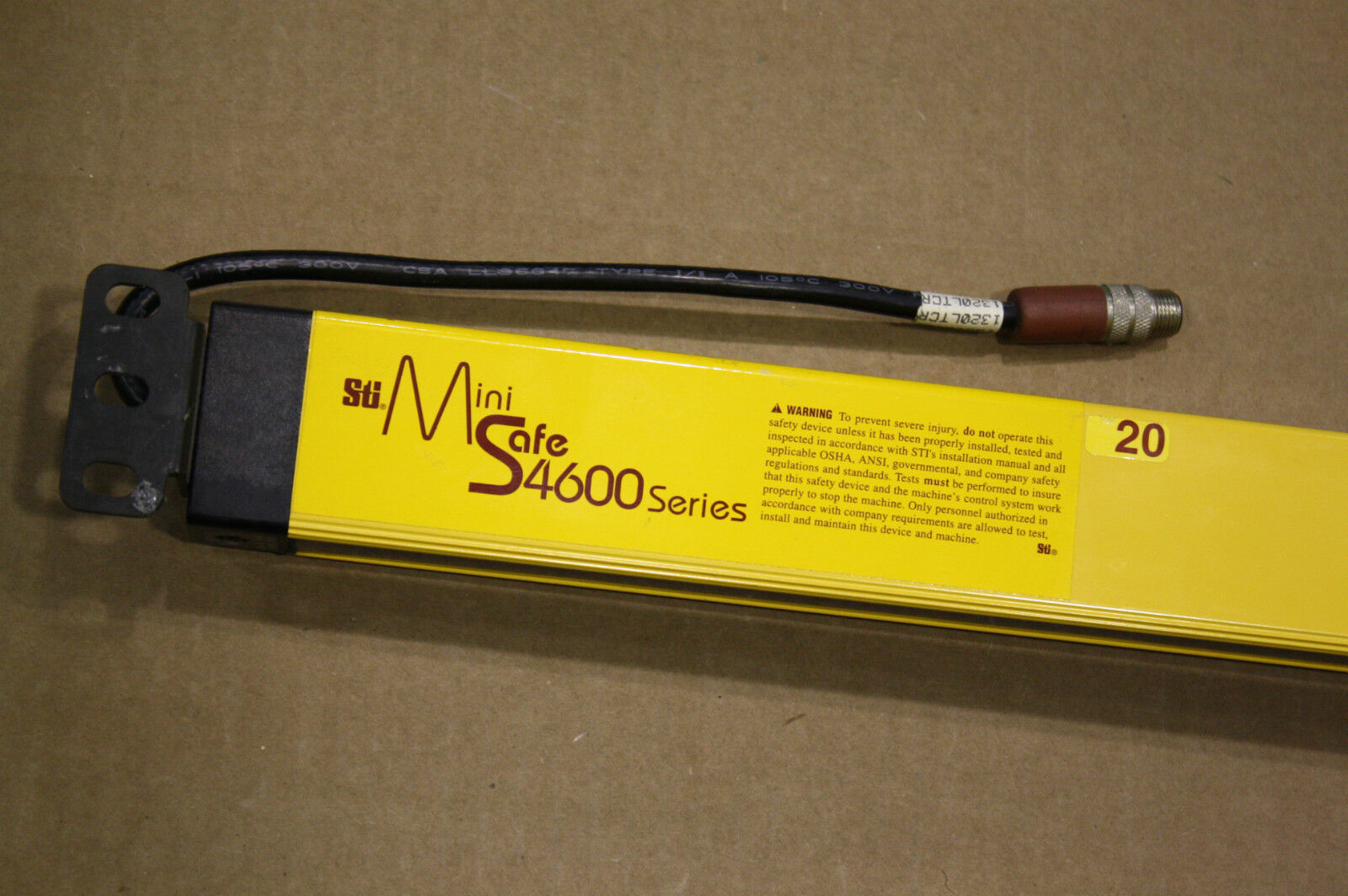 STI MS46SR-20-1305-Q1-R-NC-FP LIGHT CURTAIN RECEIVER